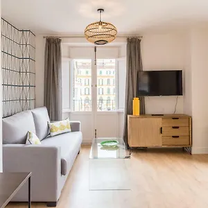 Apartamento Urbe10 Plaza De La Merced Duplex 2 Bedrooms, Málaga